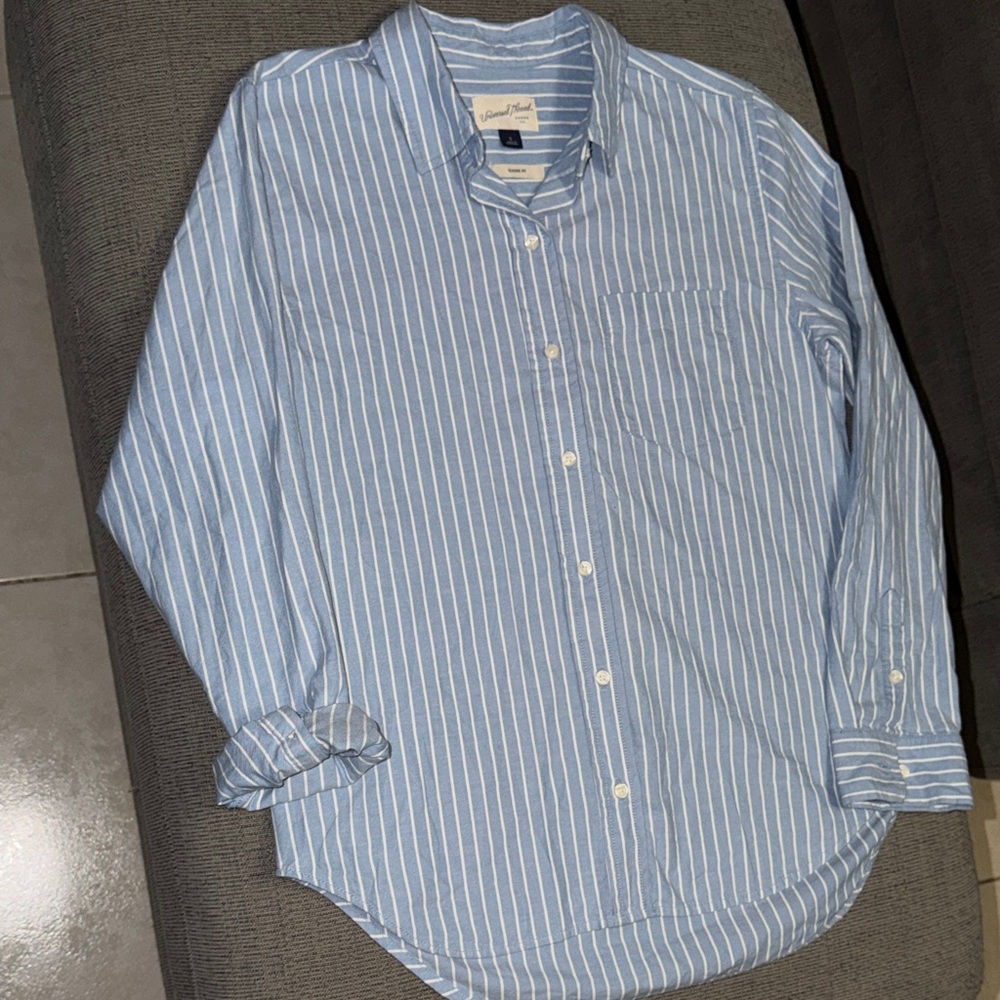 Universal Thread Striped Button-Down Shirt